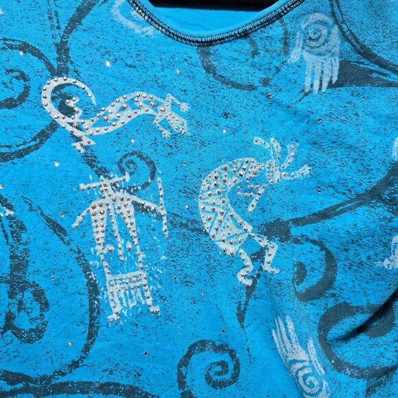 Cactus Bay Apparel Vintage Blue Embellished Kokopelli Native American Graphic Te - Picture 2 of 5